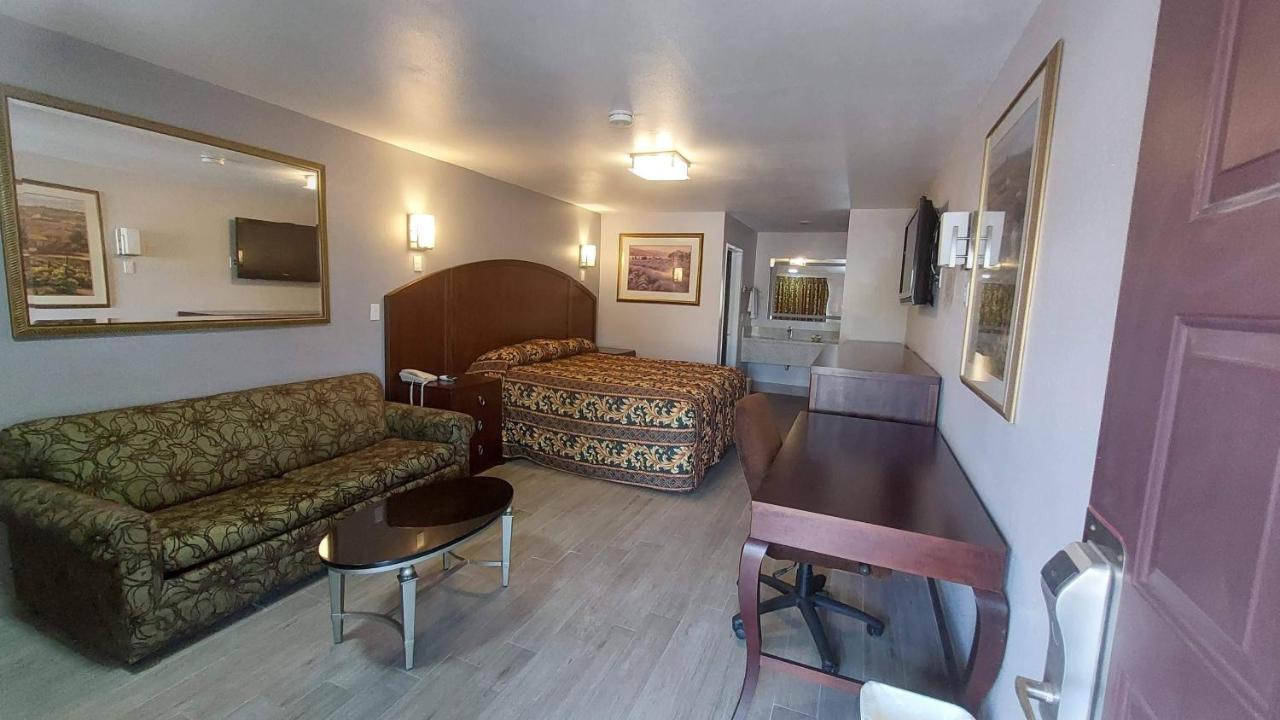 نوركو Regency Inn المظهر الخارجي الصورة