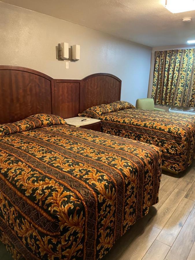 نوركو Regency Inn المظهر الخارجي الصورة